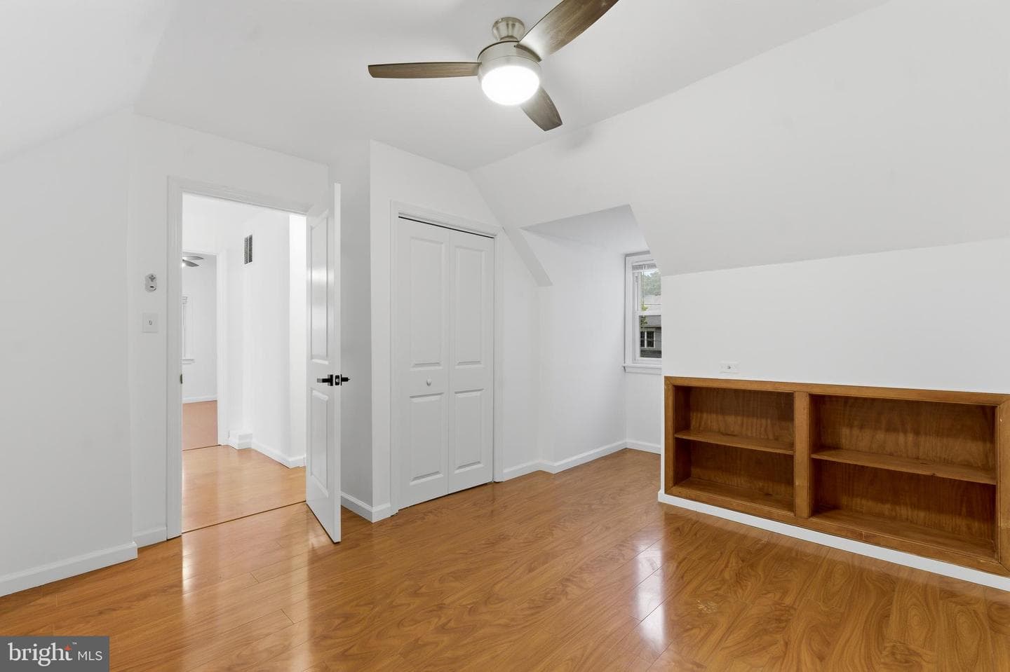 1511 Crest Road photo 55