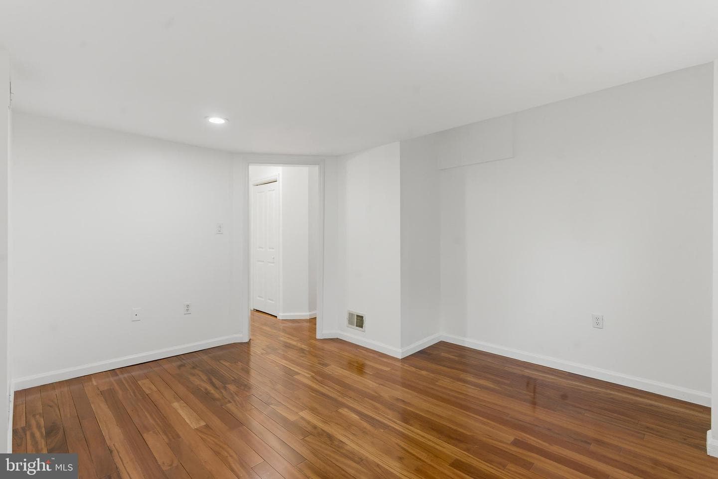 1511 Crest Road photo 57