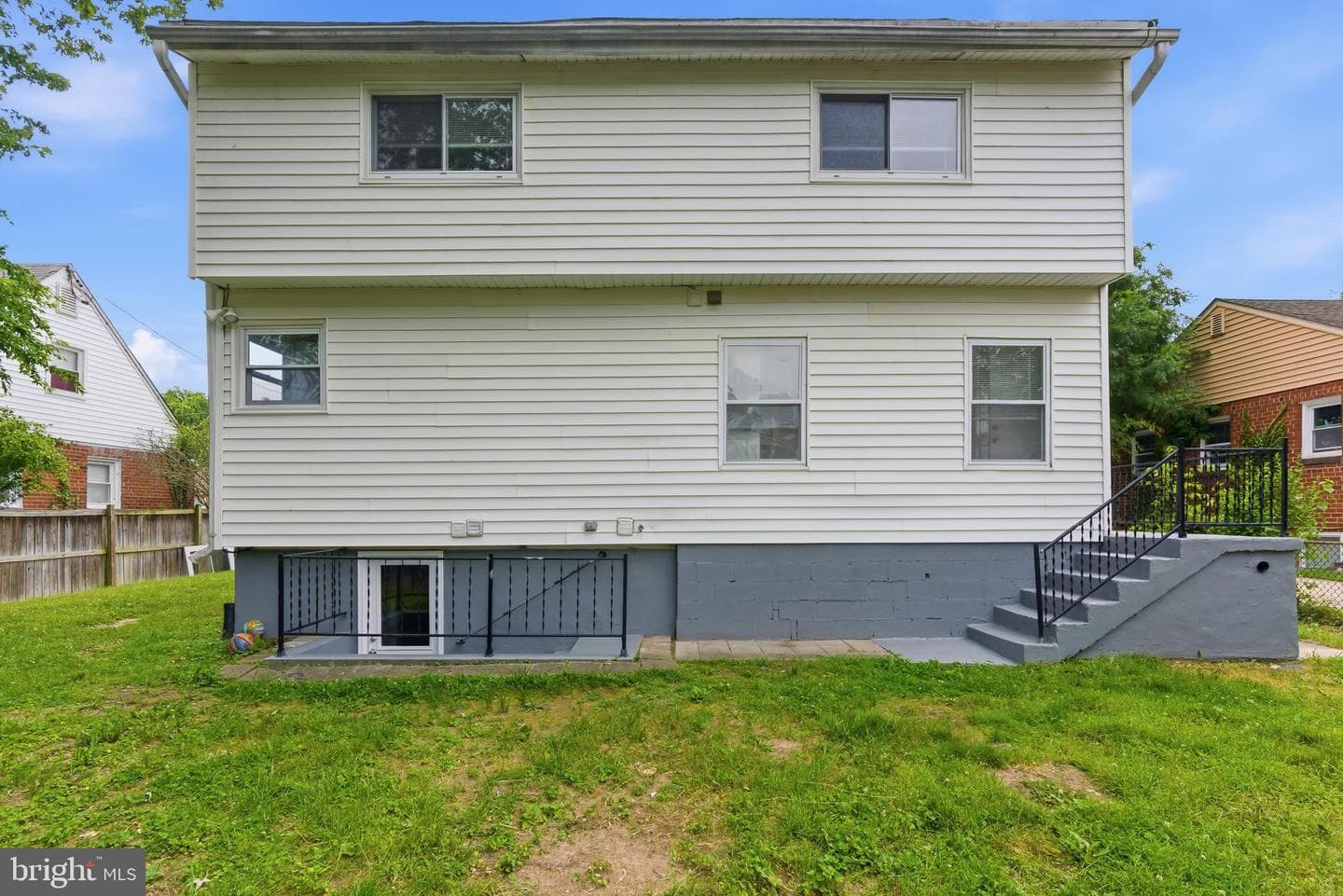 1511 Crest Road photo 6