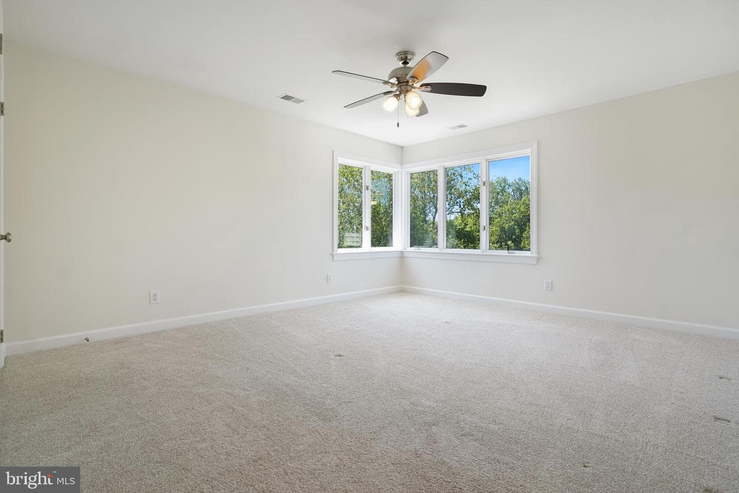 14426 Seneca Road photo 30