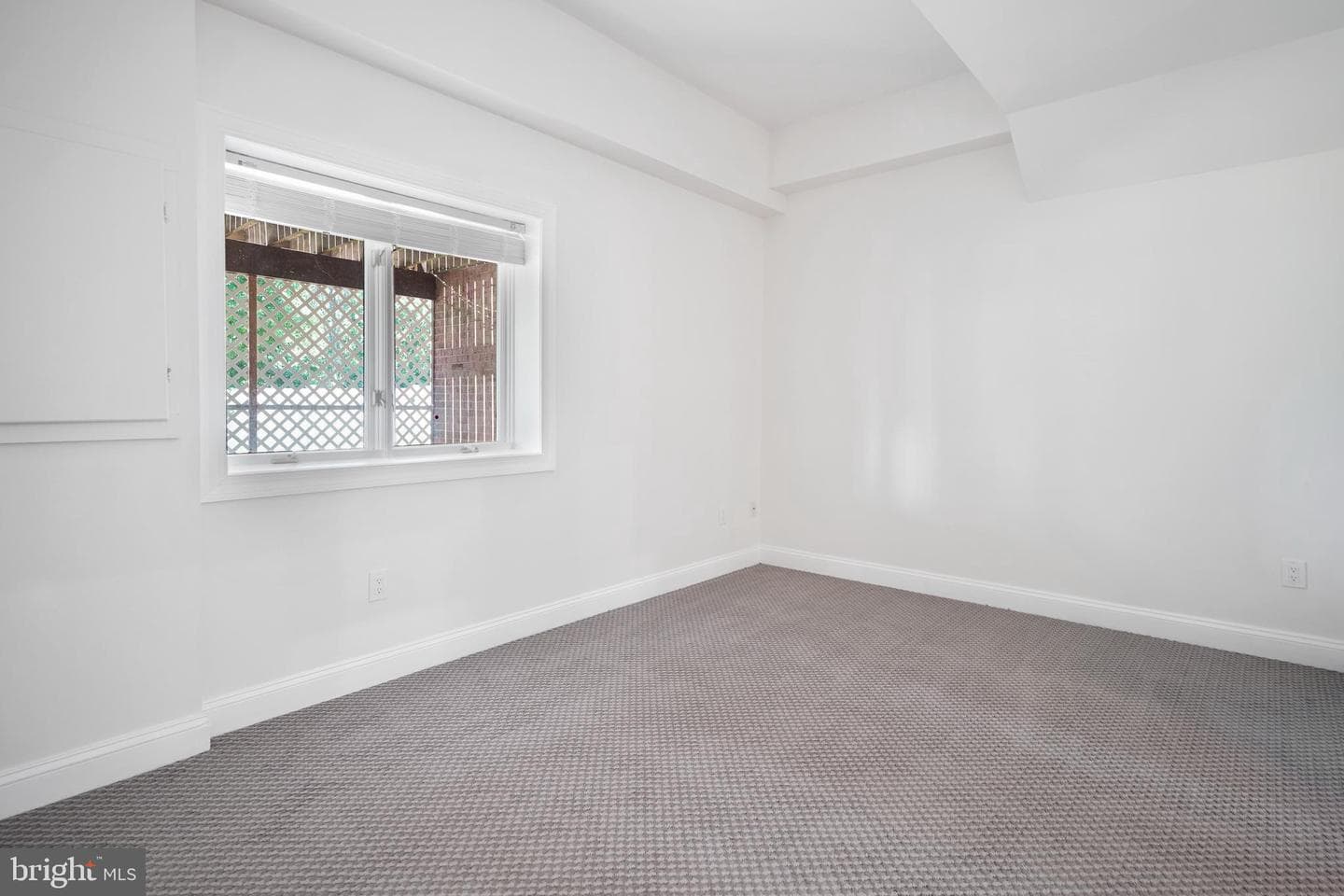 14426 Seneca Road photo 33