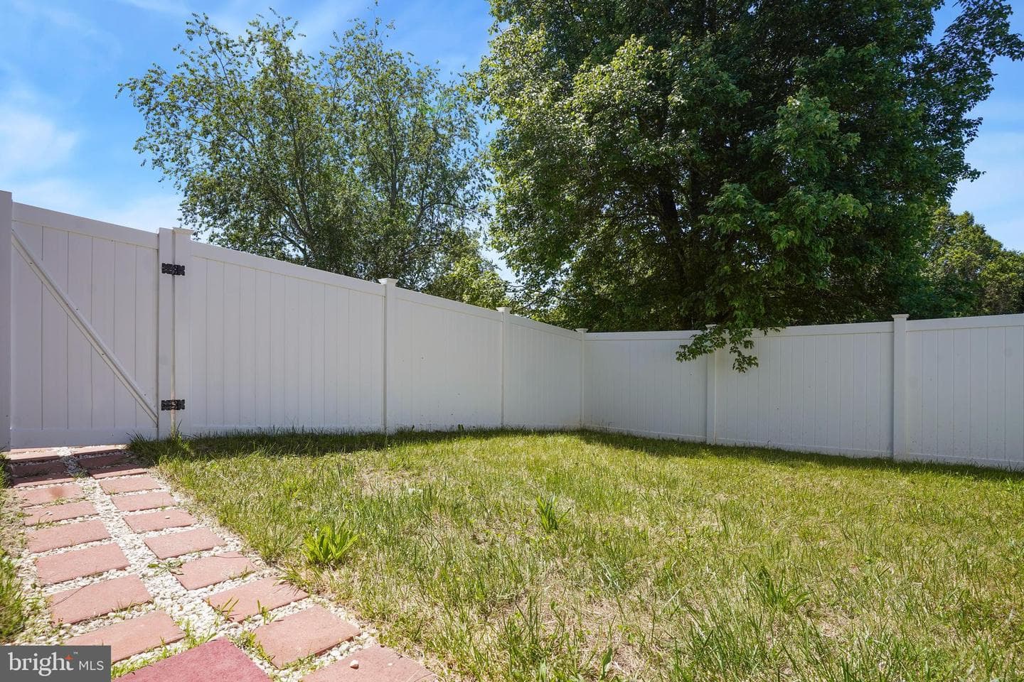 14426 Seneca Road photo 41