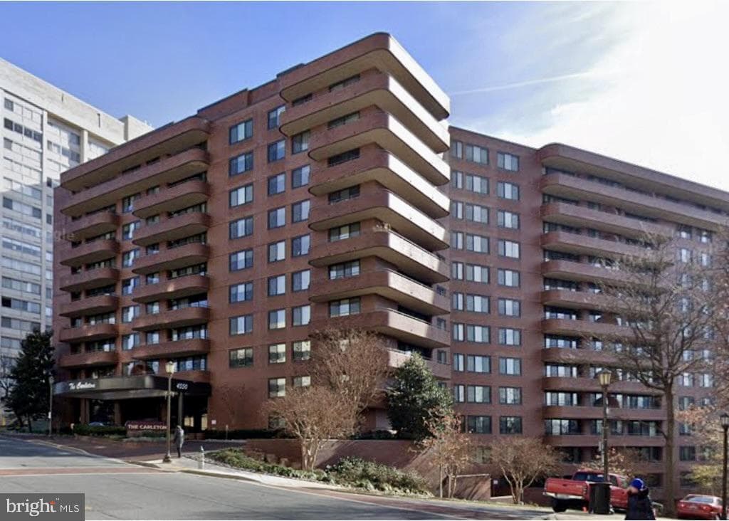 4550 N Park Avenue #512, Chevy Chase