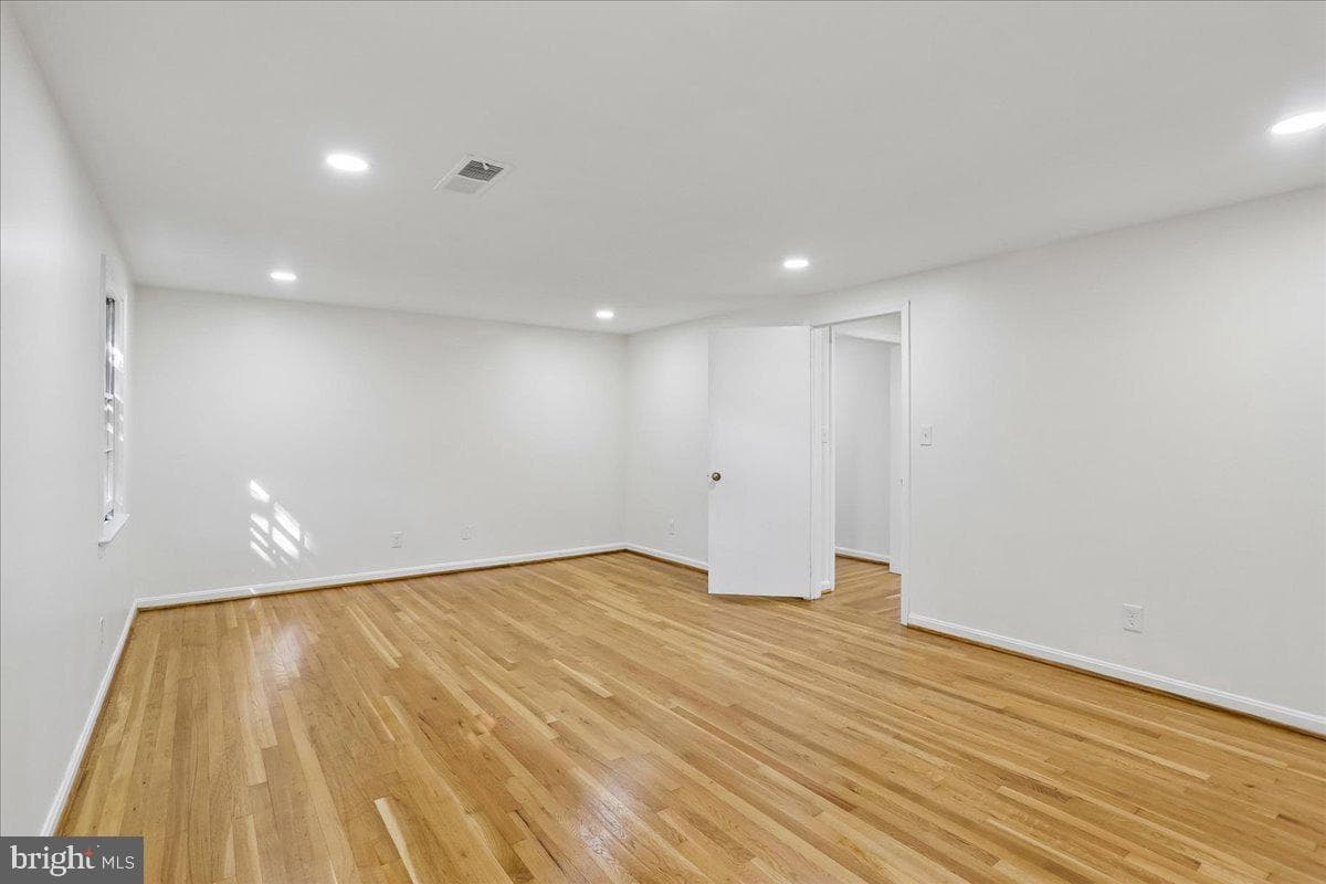 9812 Canal Road photo 19