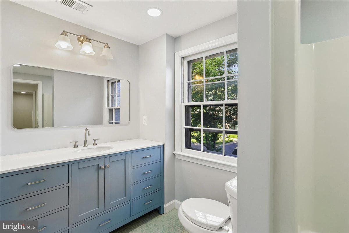 9812 Canal Road photo 24