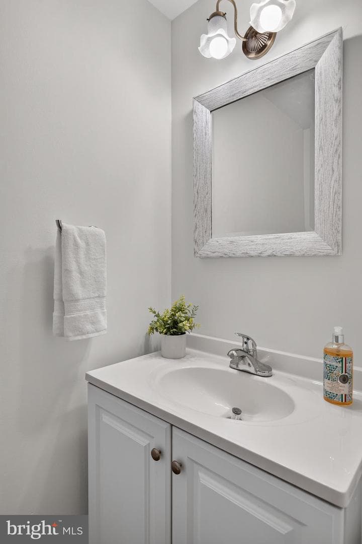13219 Black Walnut Court photo 9