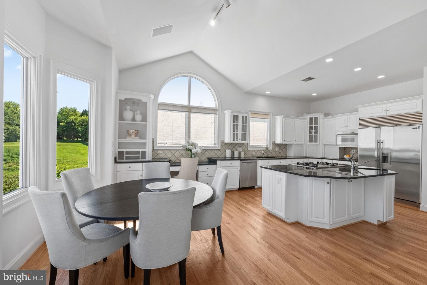 26 / 28 Beman Woods Court photo 17