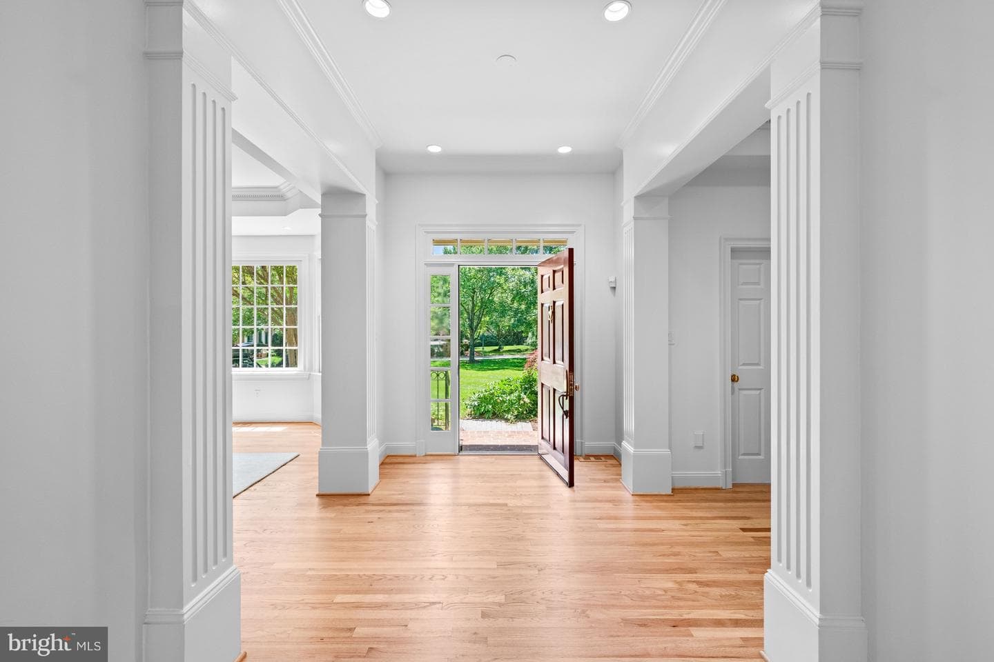 26 / 28 Beman Woods Court photo 3