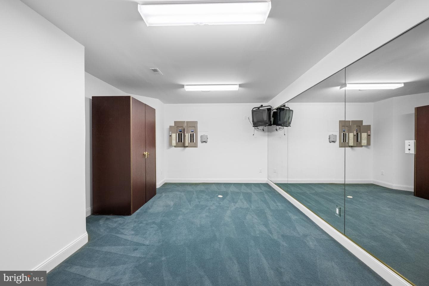 26 / 28 Beman Woods Court photo 54