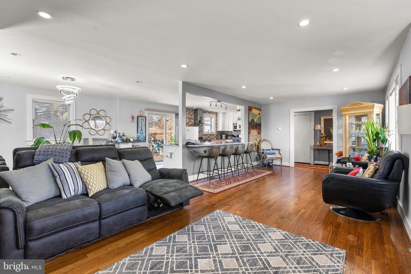 6401 Dorsey Road photo 11