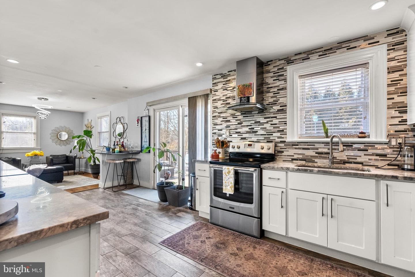6401 Dorsey Road photo 18