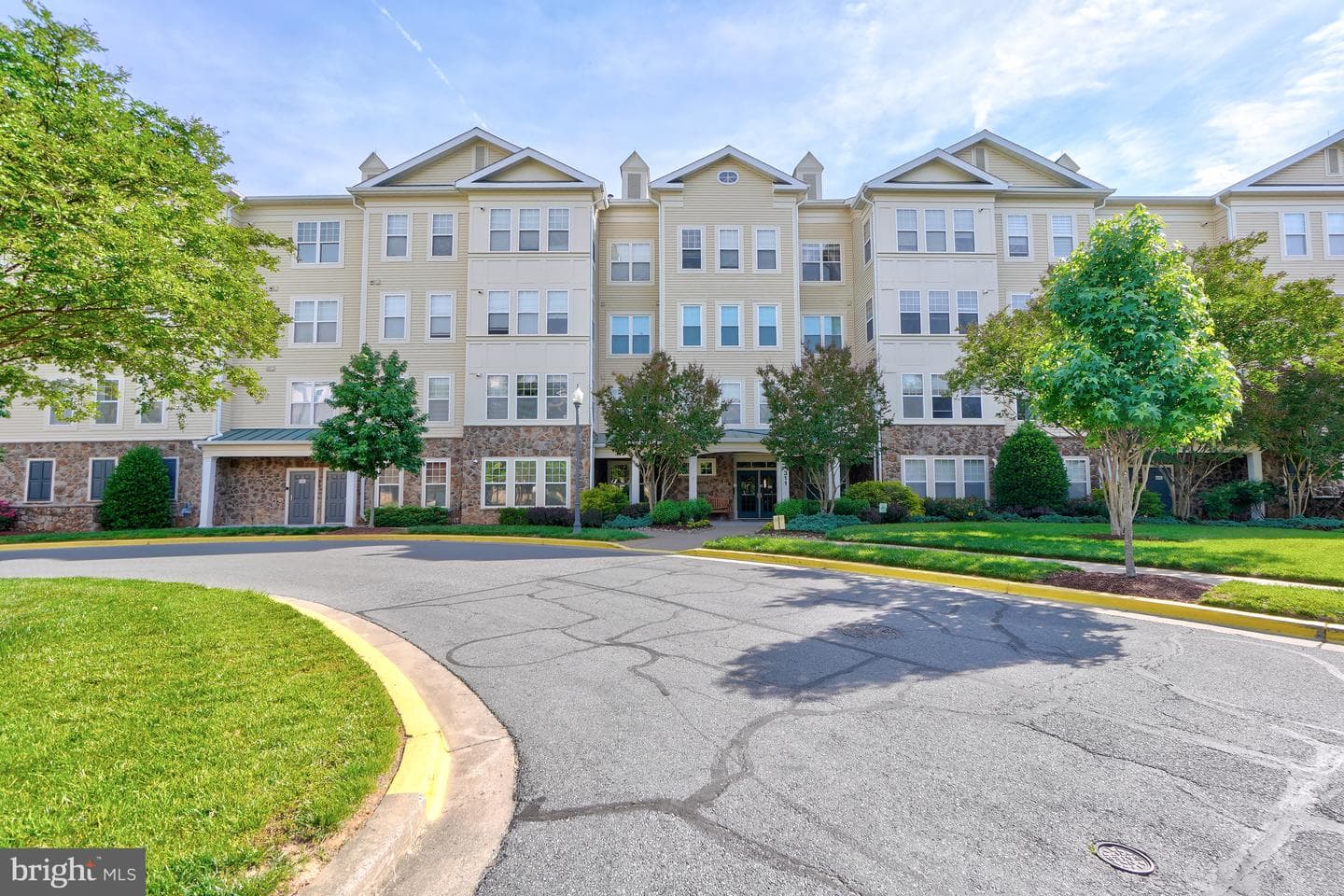 311 High Gables Drive #206, Gaithersburg