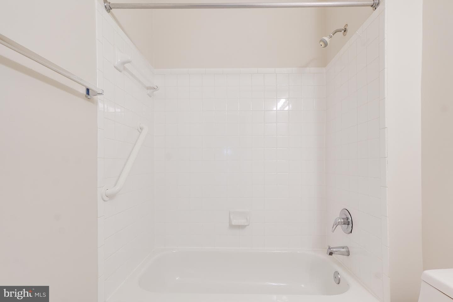 311 High Gables Drive #206 photo 19
