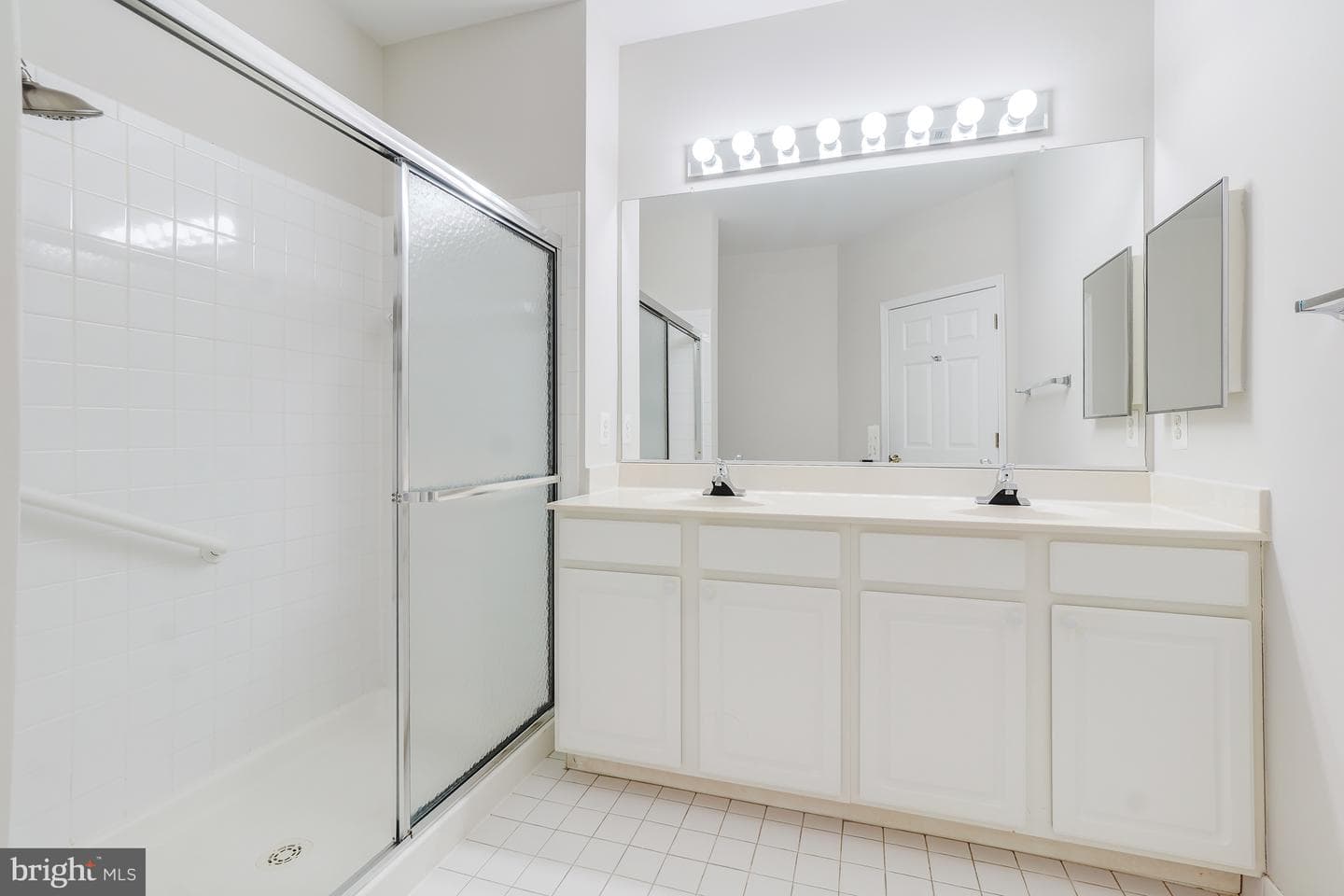 311 High Gables Drive #206 photo 28