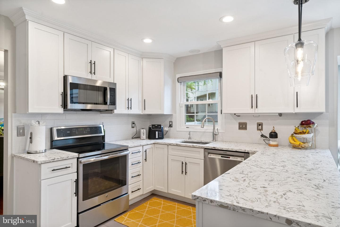 19007 Forest Brook Road photo 5