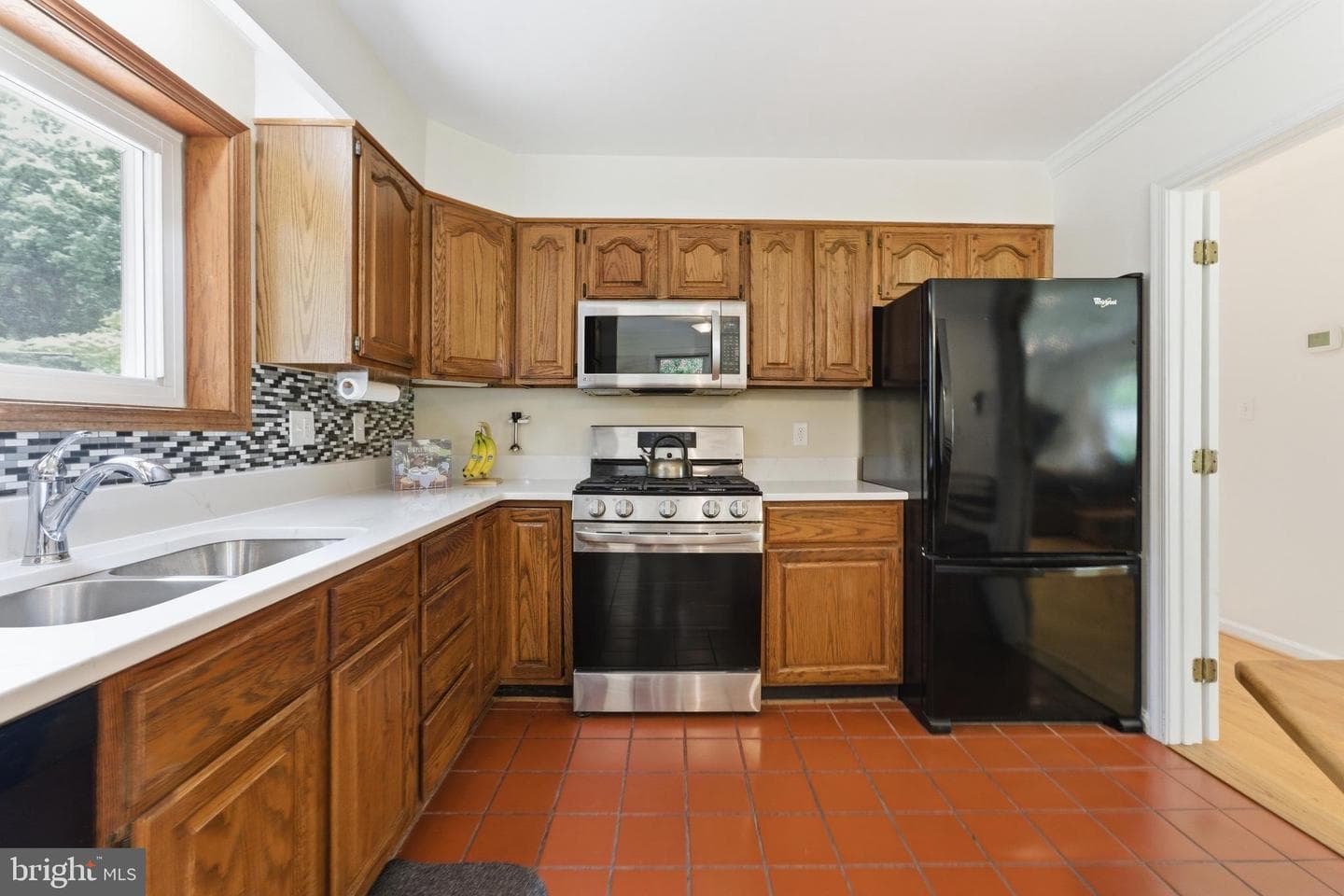 2100 Edgewater Parkway photo 11