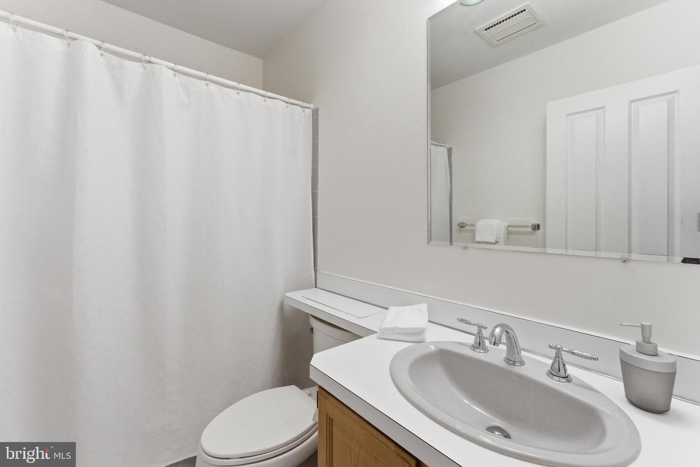 2100 Edgewater Parkway photo 28