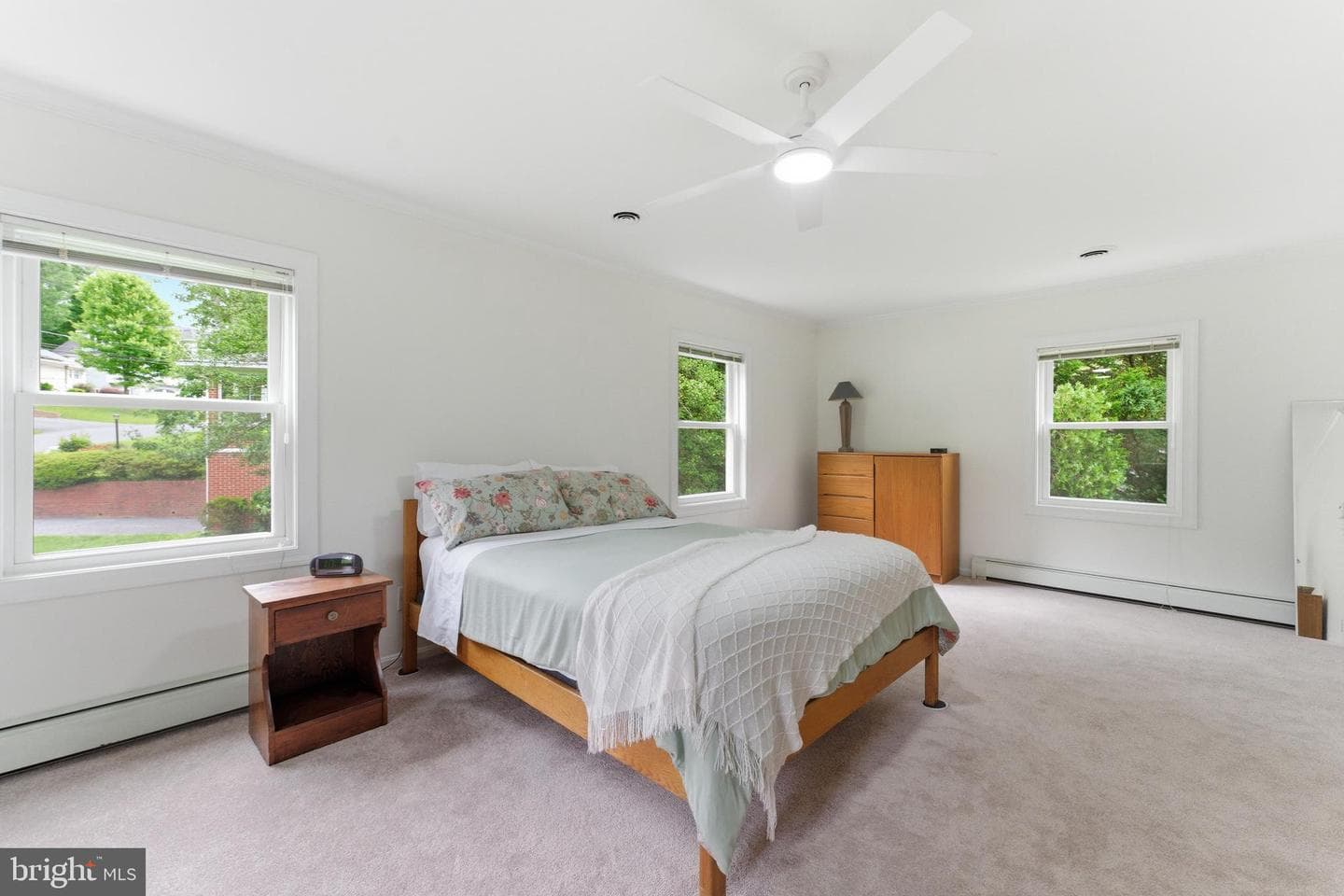 2100 Edgewater Parkway photo 32