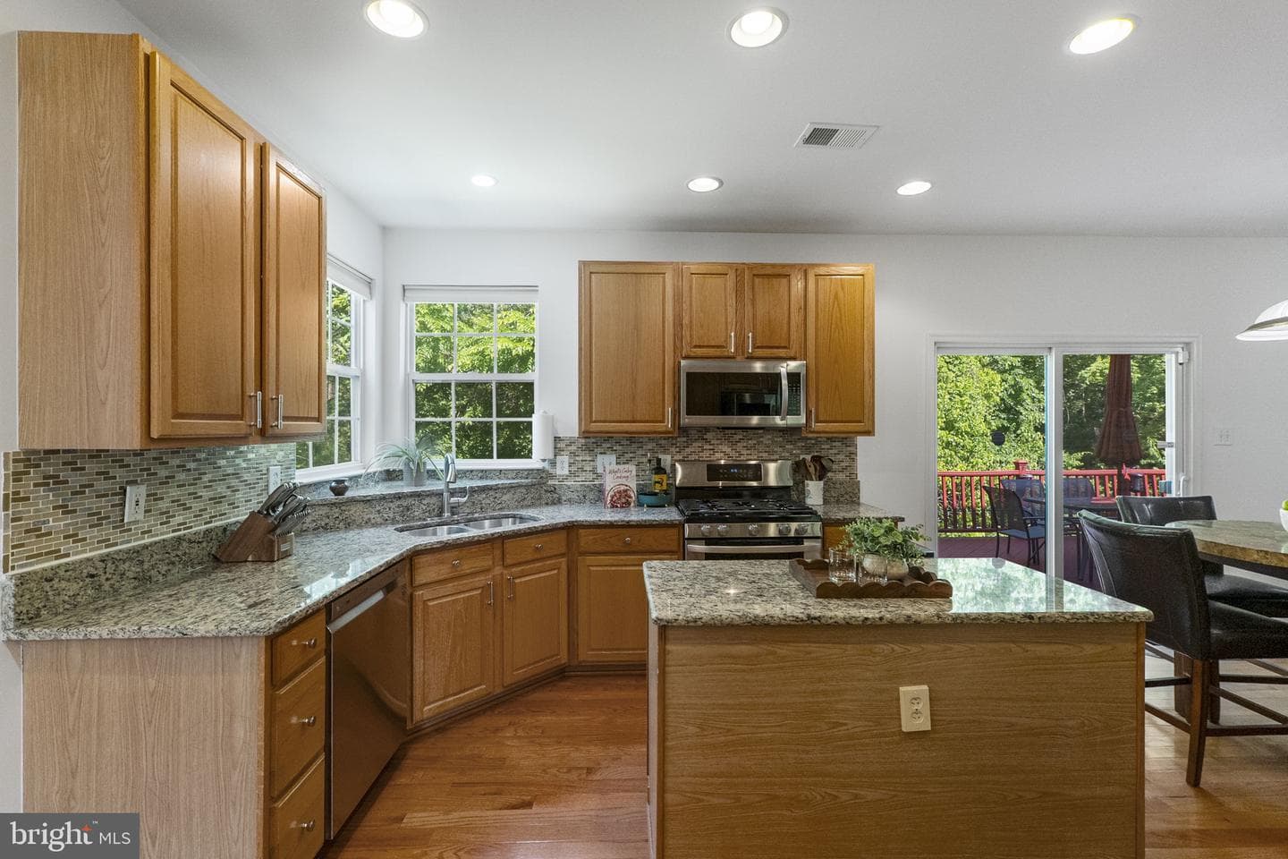 19121 Wheatfield Drive photo 10