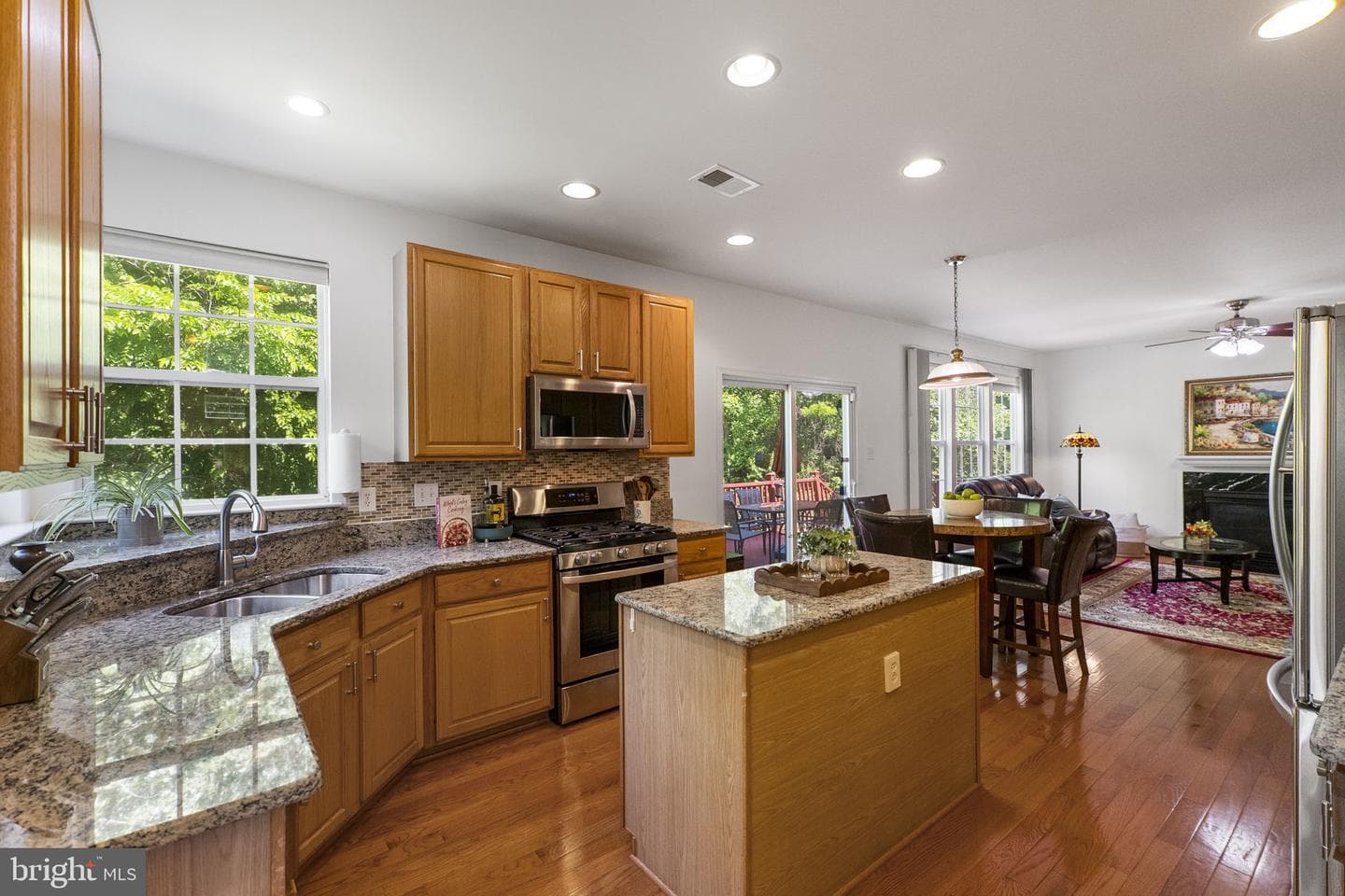 19121 Wheatfield Drive photo 9