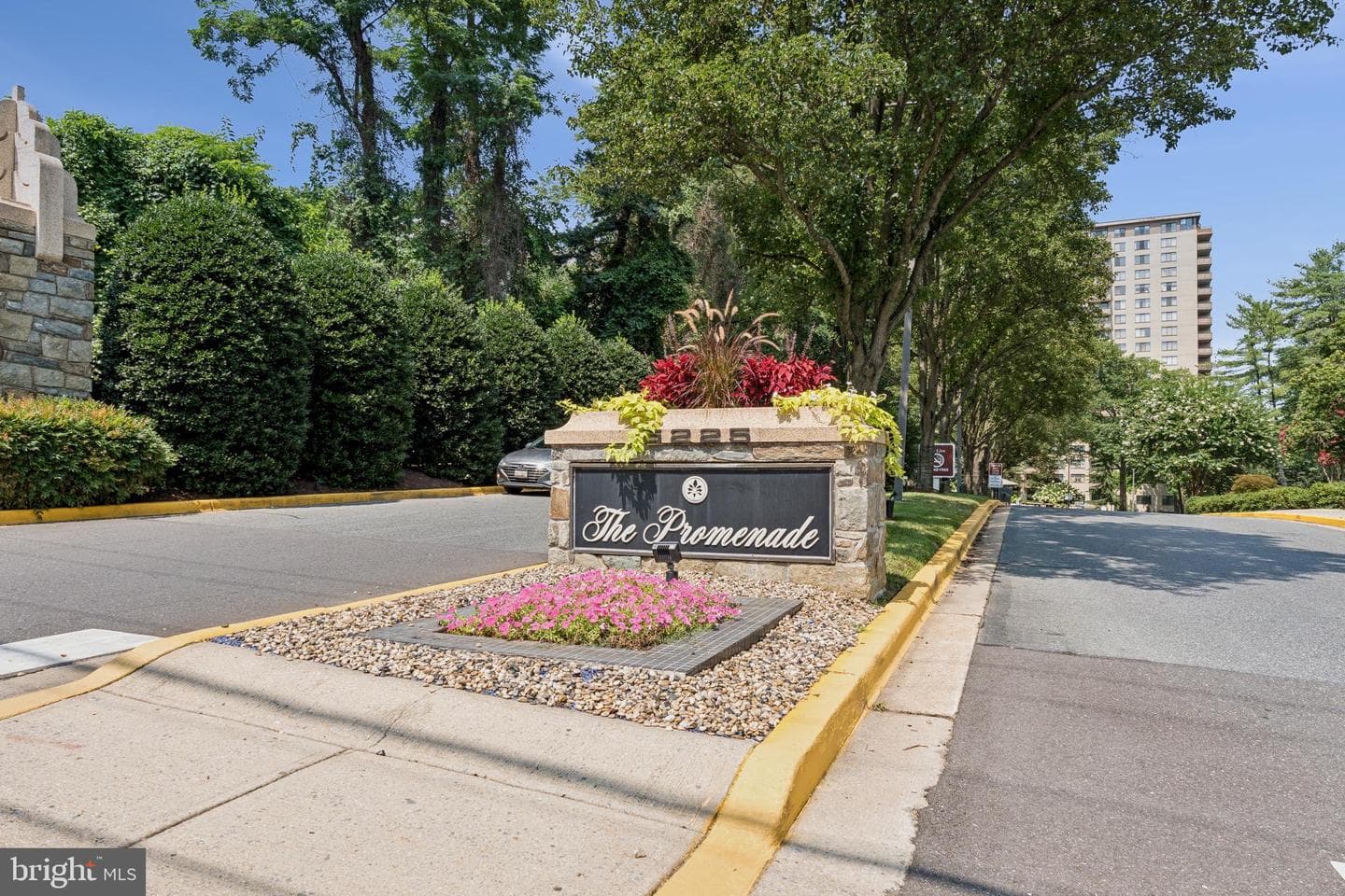 5225 Pooks Hill Rd # 220N, Bethesda