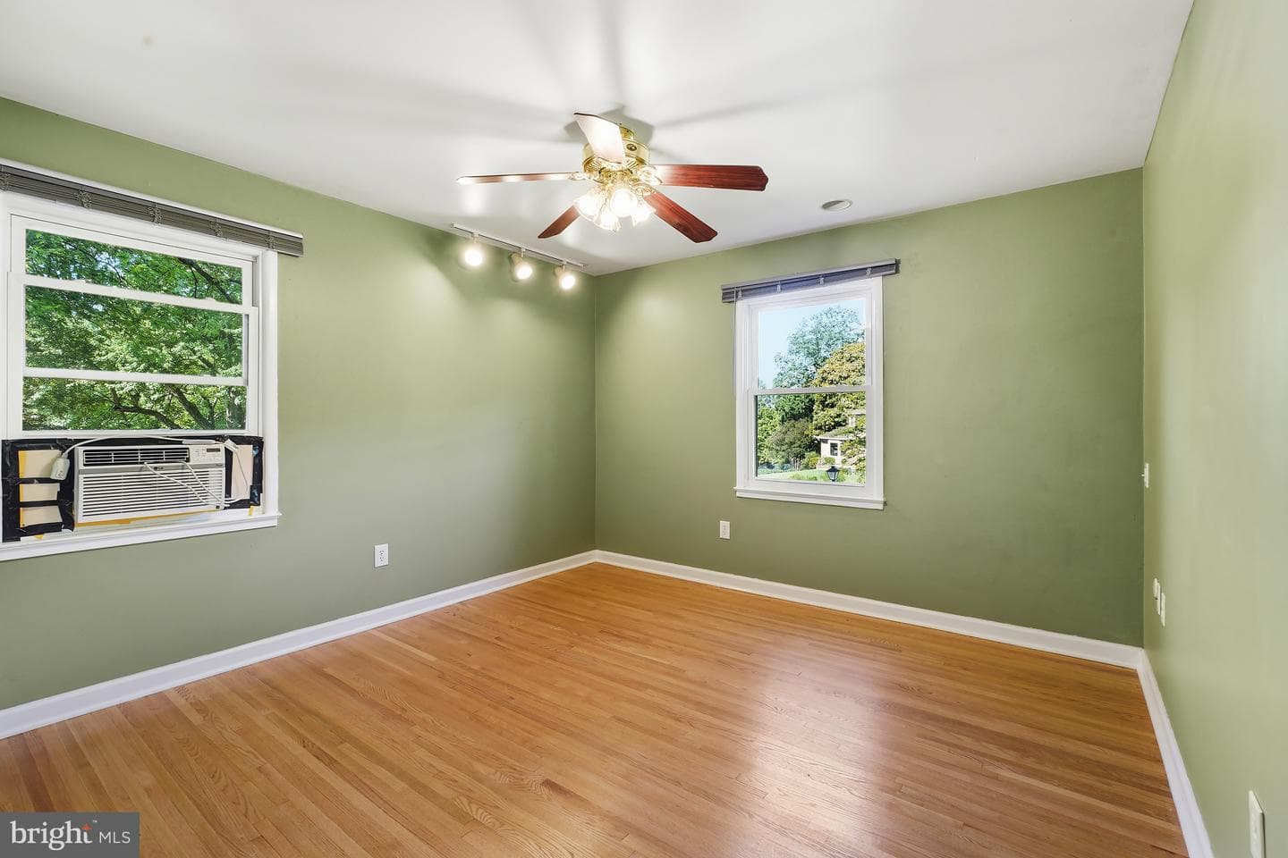 14905 Cobblestone Drive photo 20