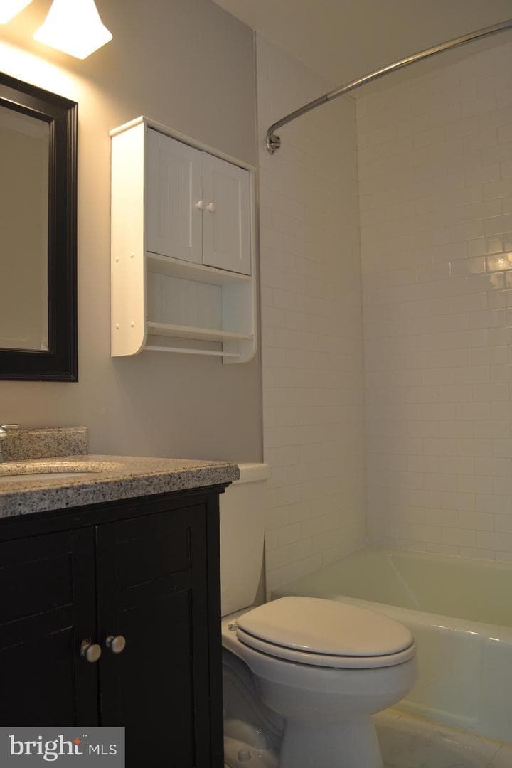 1 Ingleside Court photo 11