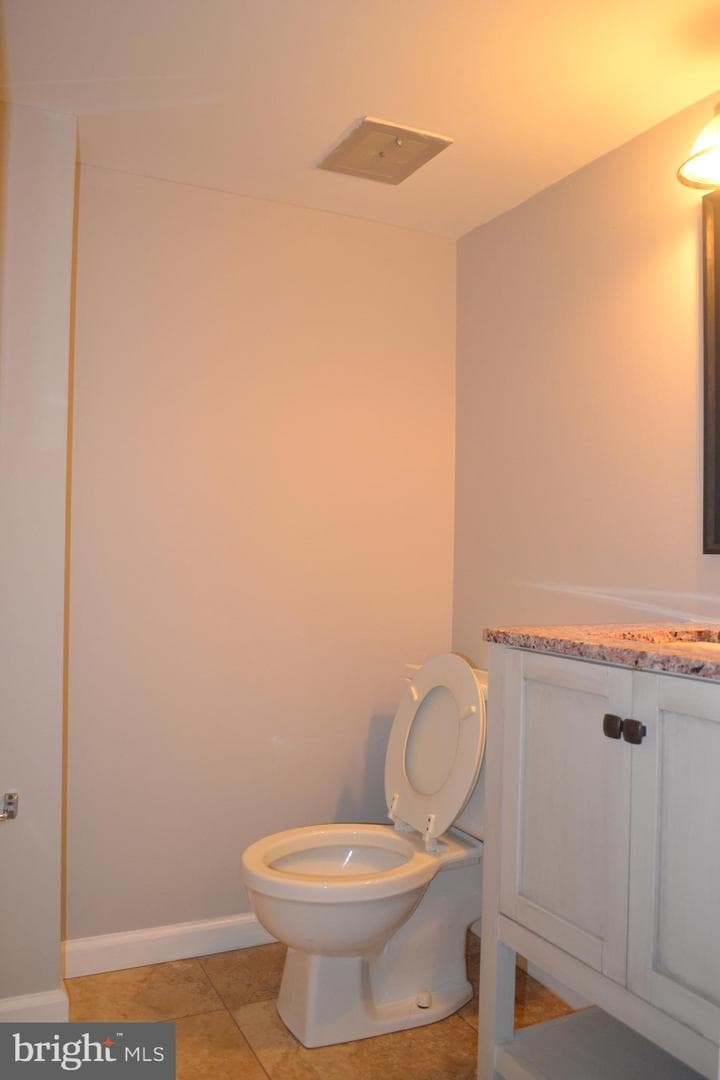 1 Ingleside Court photo 20
