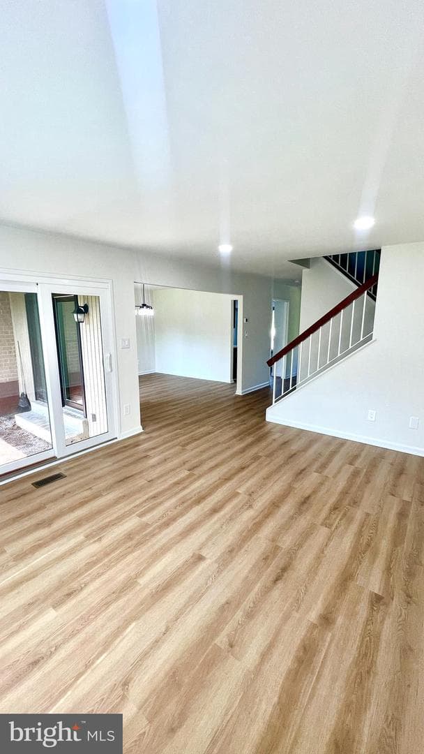 20129 Hob Hill Way photo 4