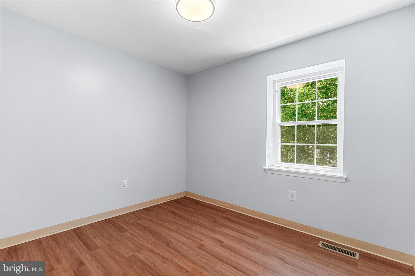 8743 Kelso Terrace photo 25