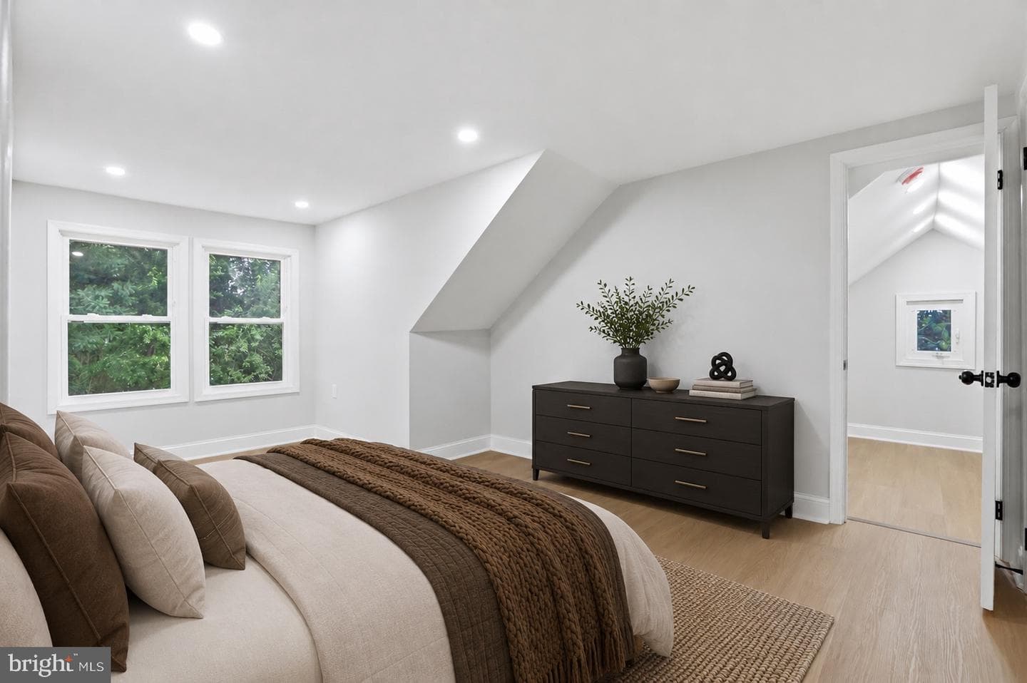 805 Langley Drive photo 33