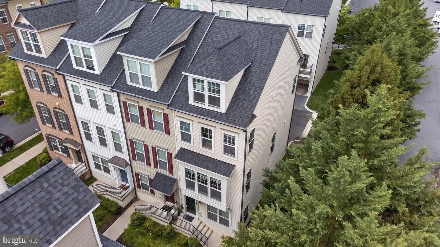 155 Prado Lane #2704, Clarksburg