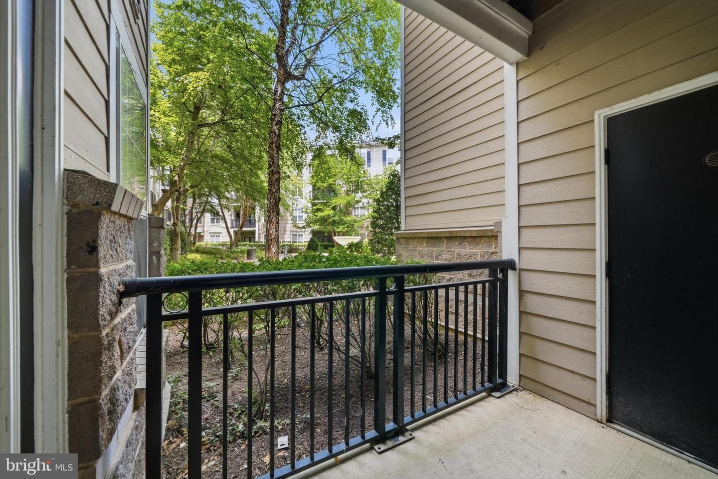 501 Hungerford Drive #132 photo 32