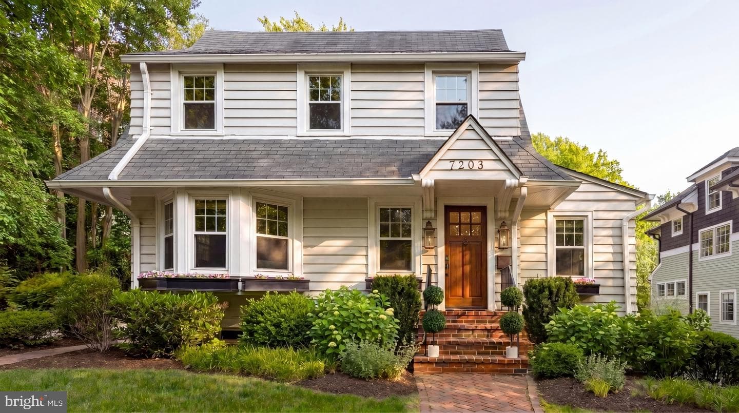 7203 Summit Avenue, Chevy Chase