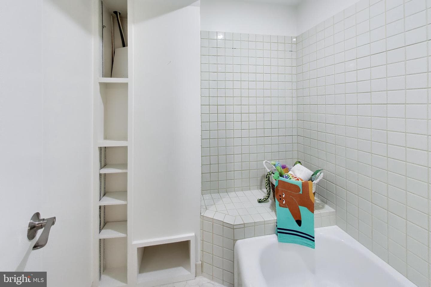 4 Orchard Way N photo 33