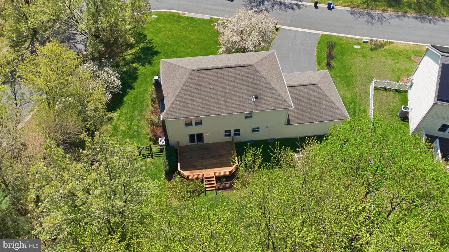11201 Lake Breeze photo 7