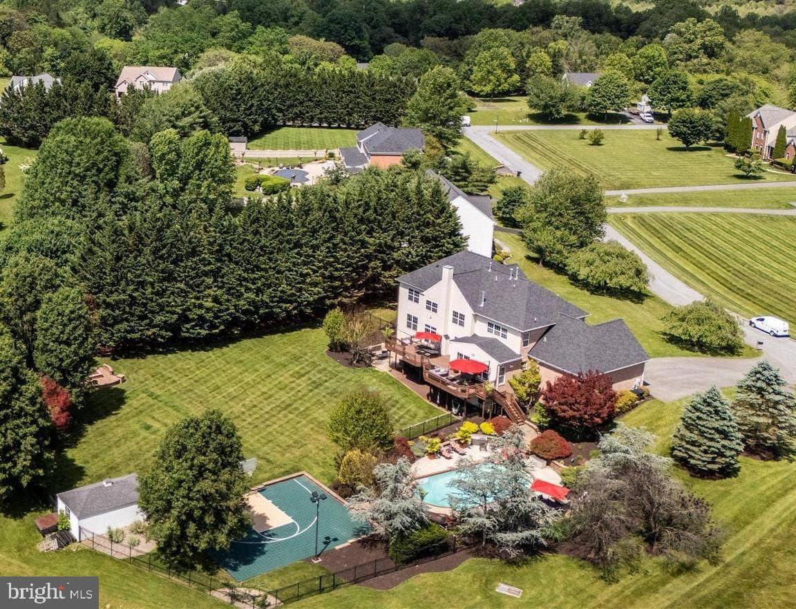 9609 Farmview Court, Damascus