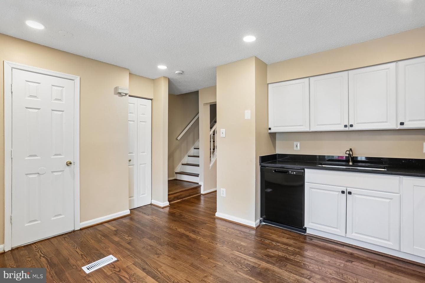 19322 Liberty Heights Lane photo 9