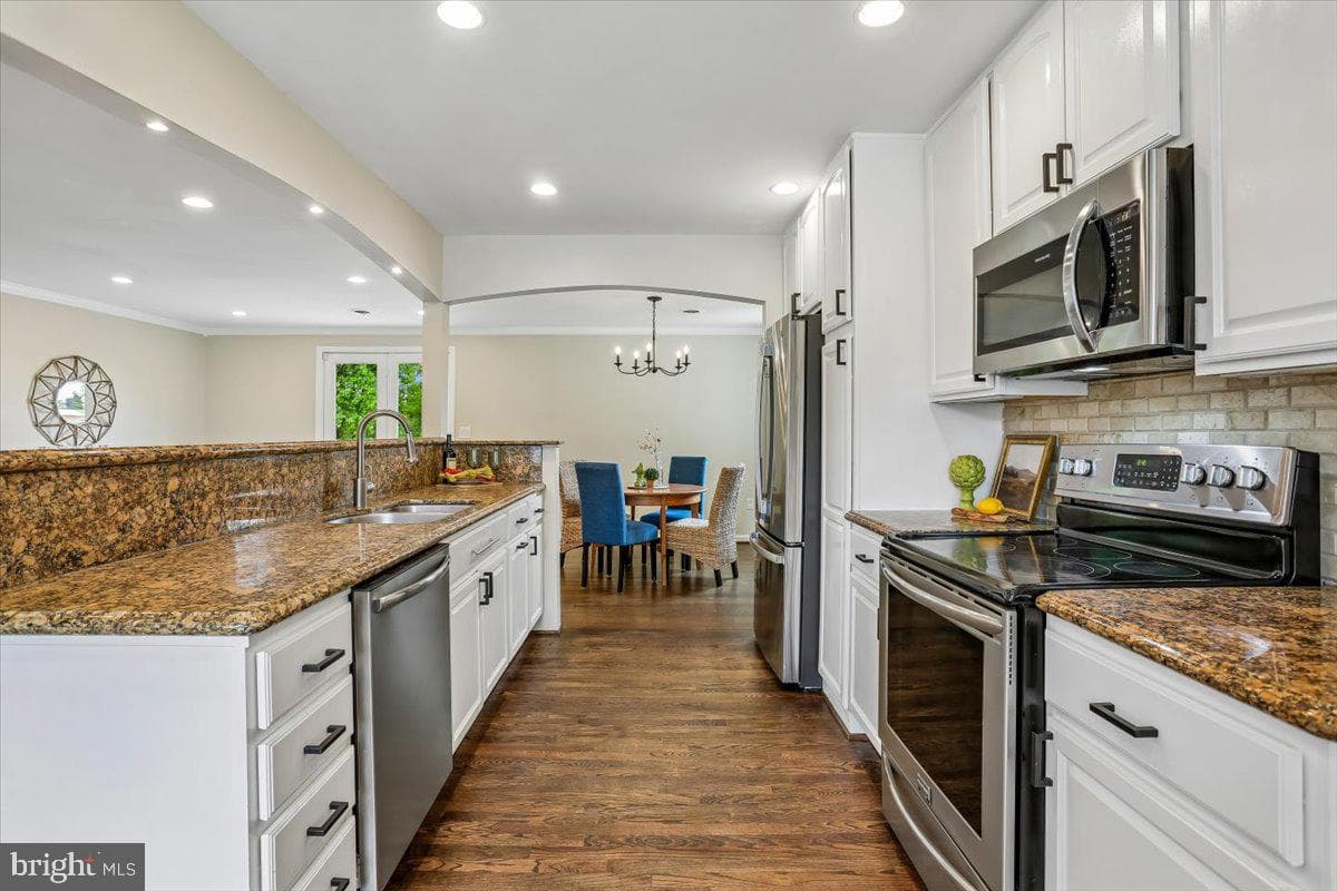 25520 Jonnie Court photo 8