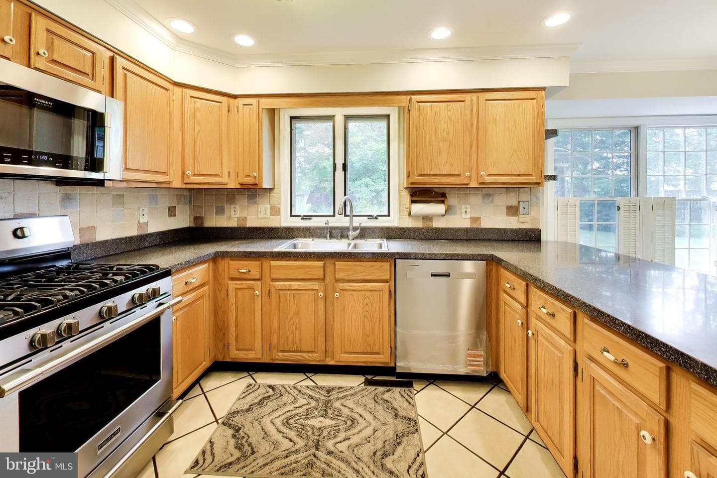 17105 Macduff Ave photo 17