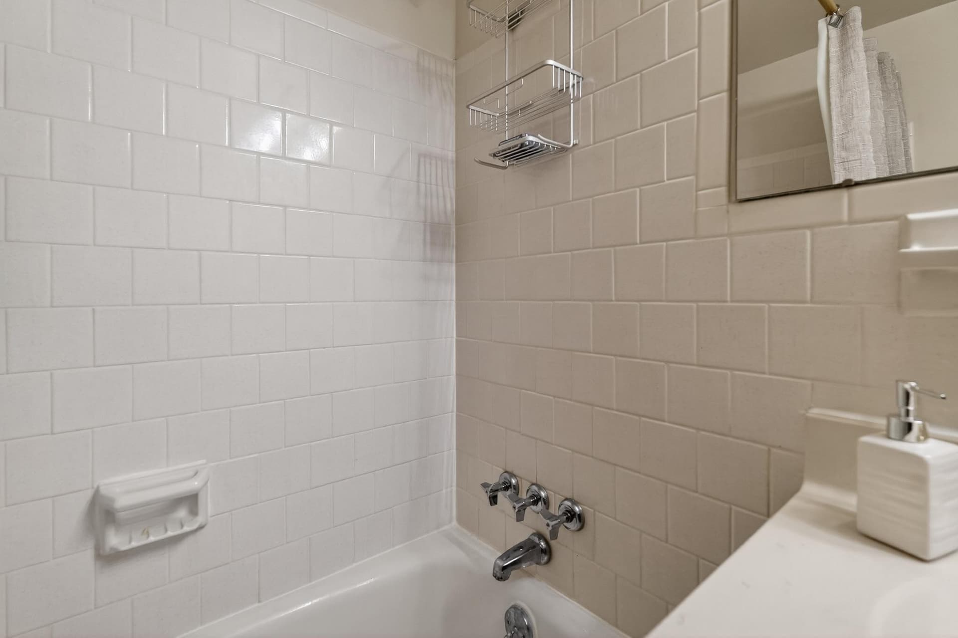 7551 Spring Lake Drive #d-1 photo 20
