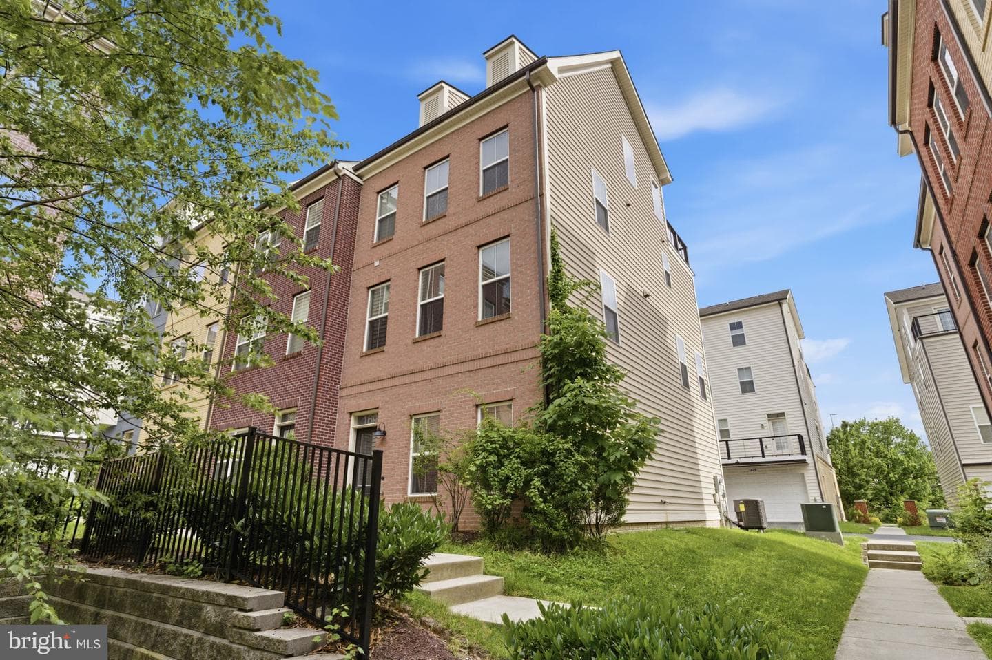 169 Kandinsky Loop, Silver Spring