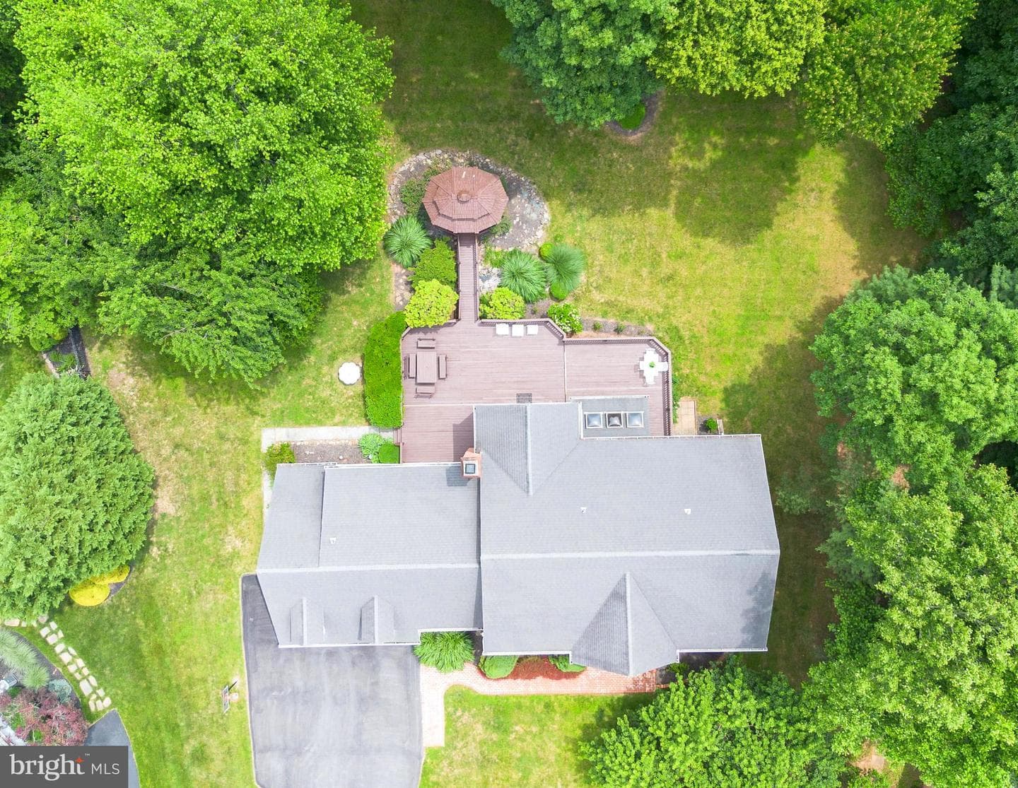 18117 Hayloft Drive photo 3