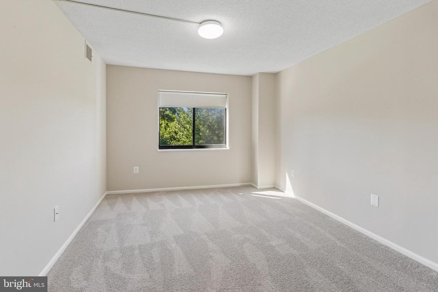 15107 Interlachen Drive #2-620 photo 11