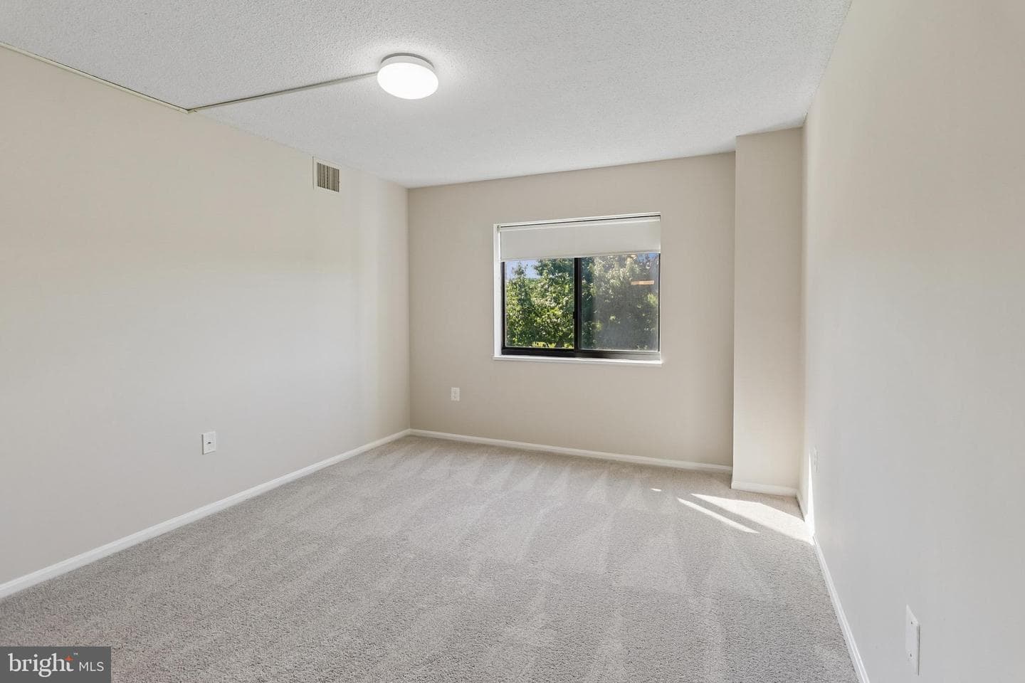 15107 Interlachen Drive #2-620 photo 12