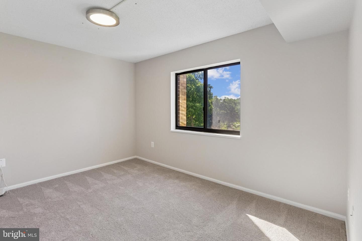 15107 Interlachen Drive #2-620 photo 16