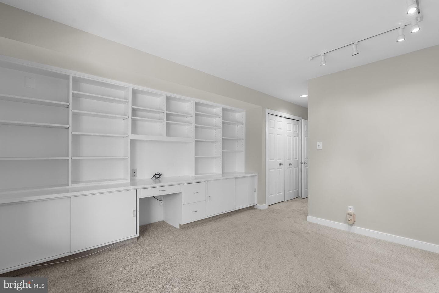 11420 Strand Drive #r-010 photo 29