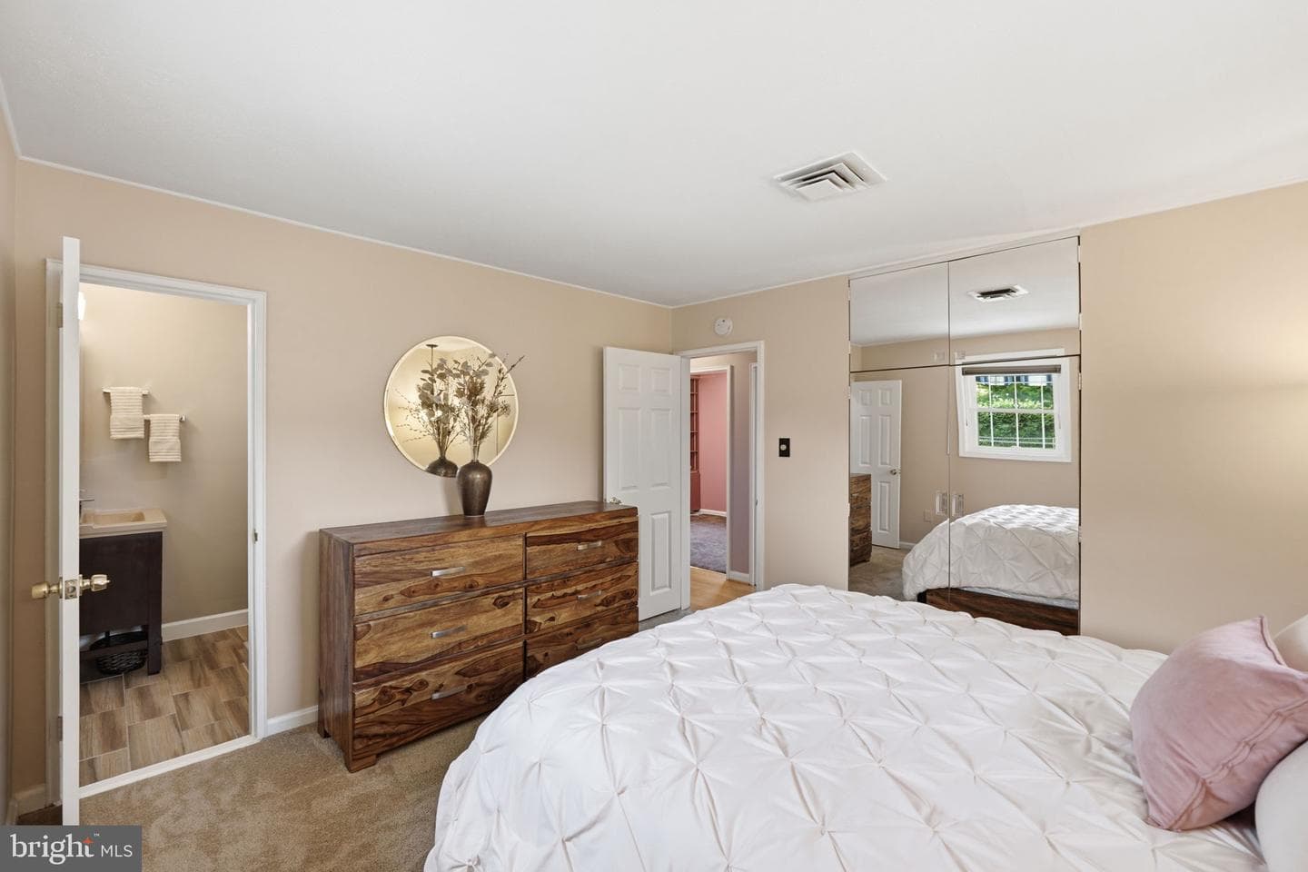 10713 Gregory Street photo 17