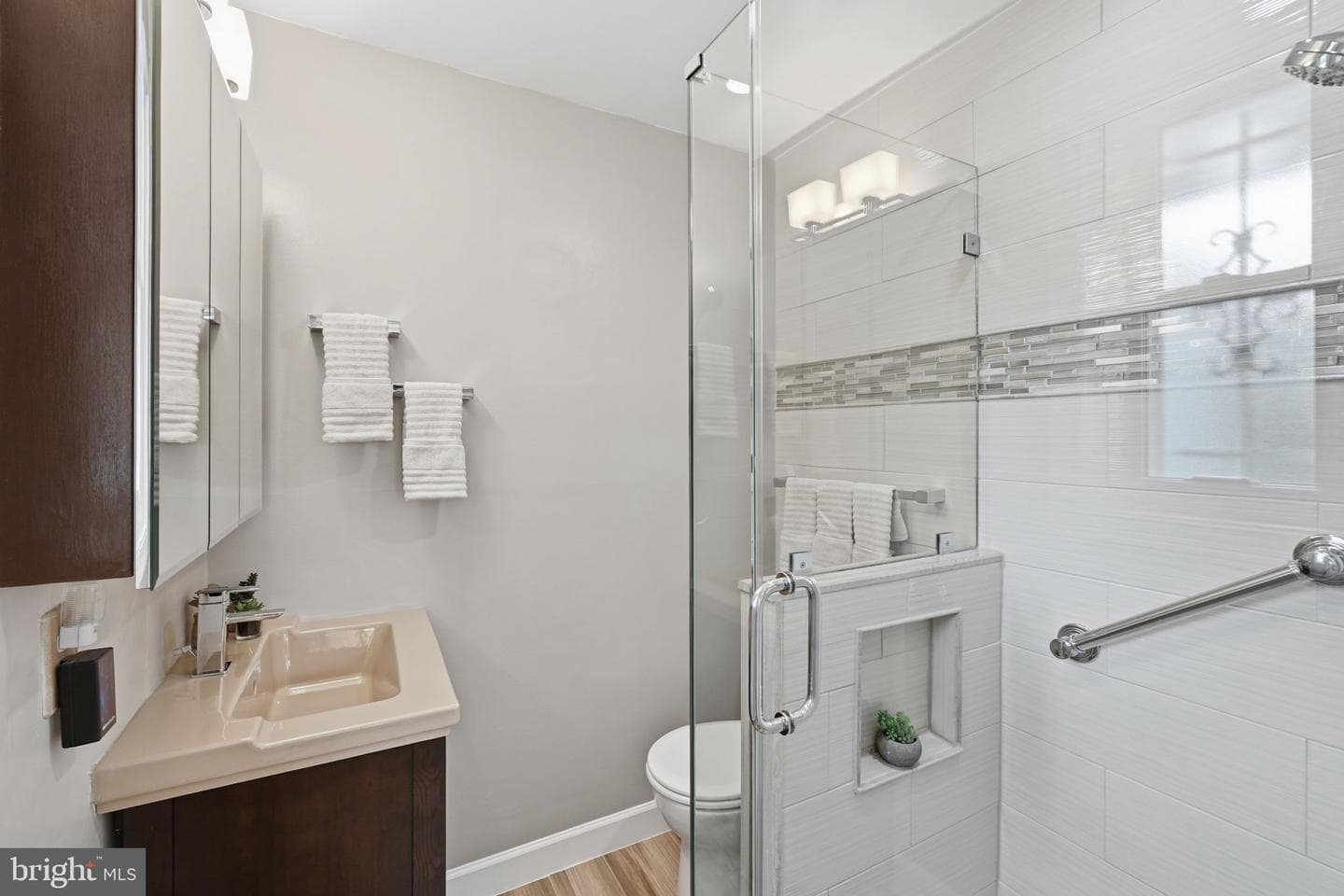 10713 Gregory Street photo 18