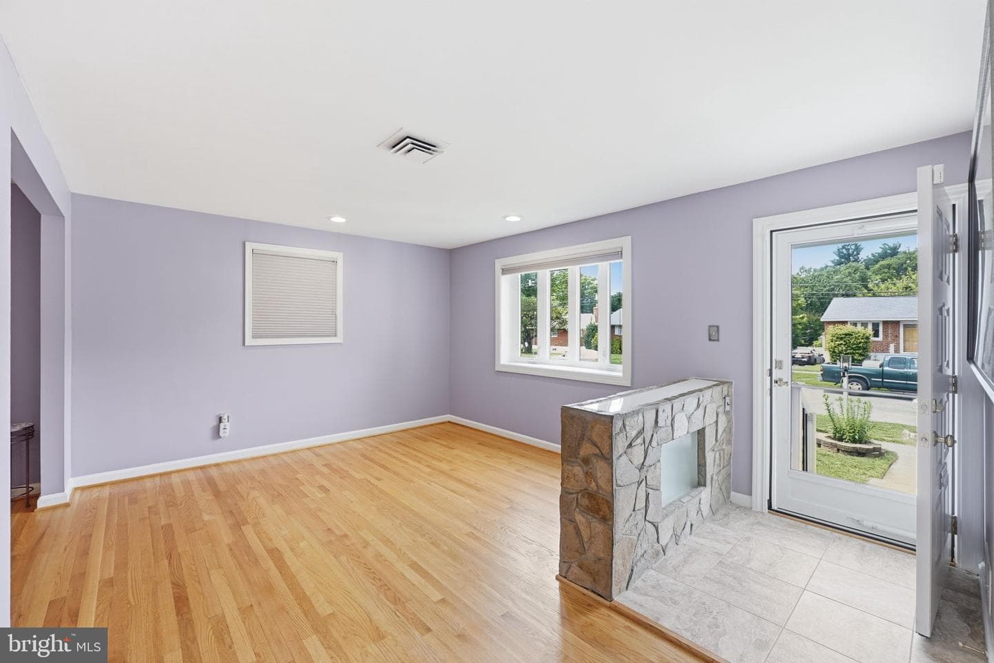 10713 Gregory Street photo 7
